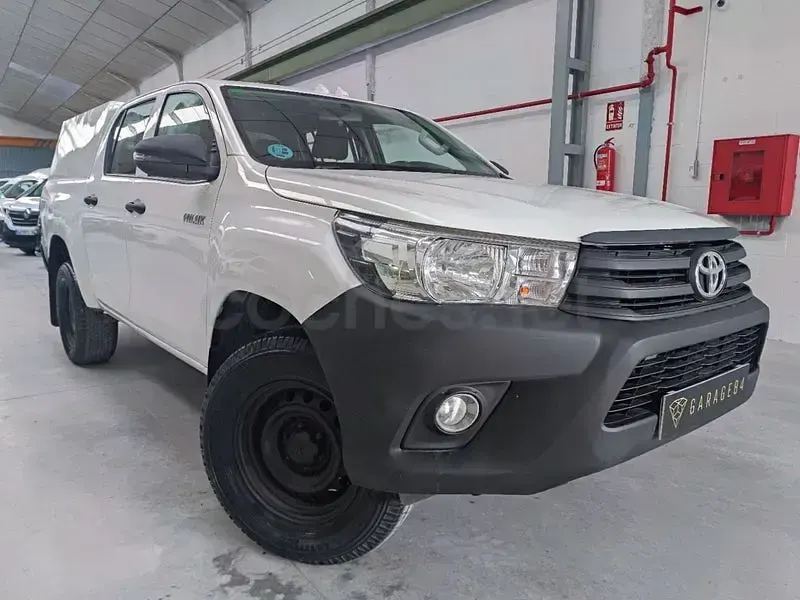 Usado Toyota HiLux 150 CV (110 kW) 2020 Blanco Pickup/Camioneta