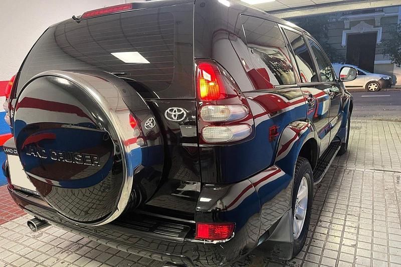 Usado Toyota Land Cruiser 173 CV (127 kW) 2005 Negro SUV