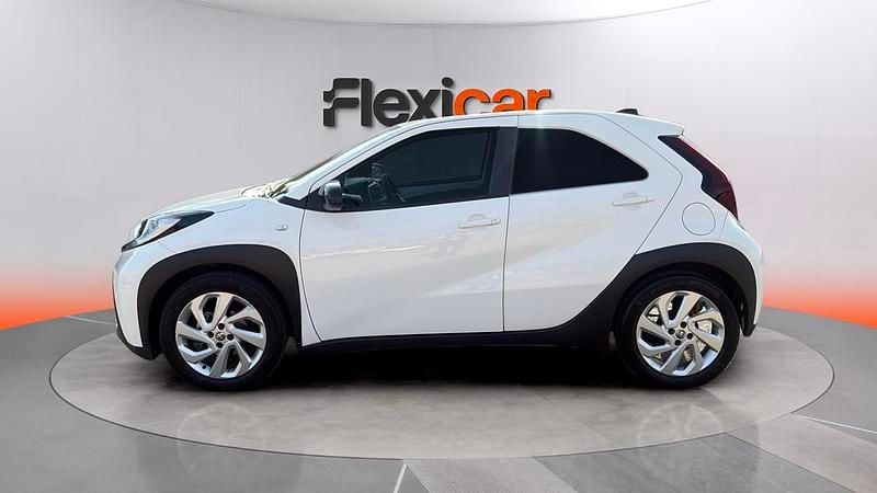 Usado Toyota Aygo X 72 CV (52 kW) 2024 Blanco SUV