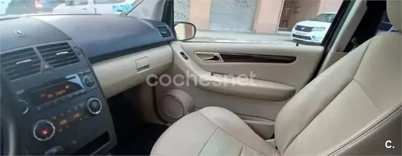 Usado Mercedes A170 Avantgarde 116 CV (85 kW) 2006 Negro Monovolumen
