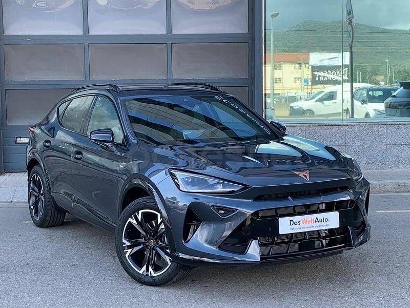 Usado Cupra Formentor 204 CV (150 kW) 2025 Gris / plata SUV