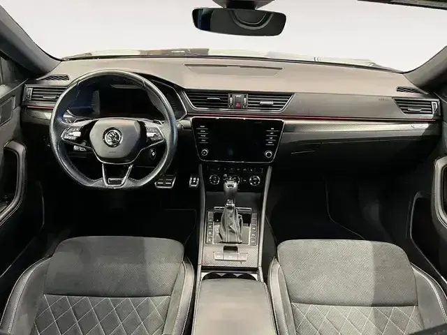 Occasion Skoda Superb SportLine 200 PK (147 kW) 2022 Grijs Stationwagen
