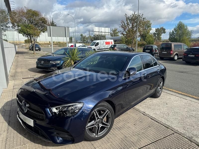 Negro Usado 2021 Mercedes E220 Berlina | 39.900 € (Un poco caro) - Imagen 1/2