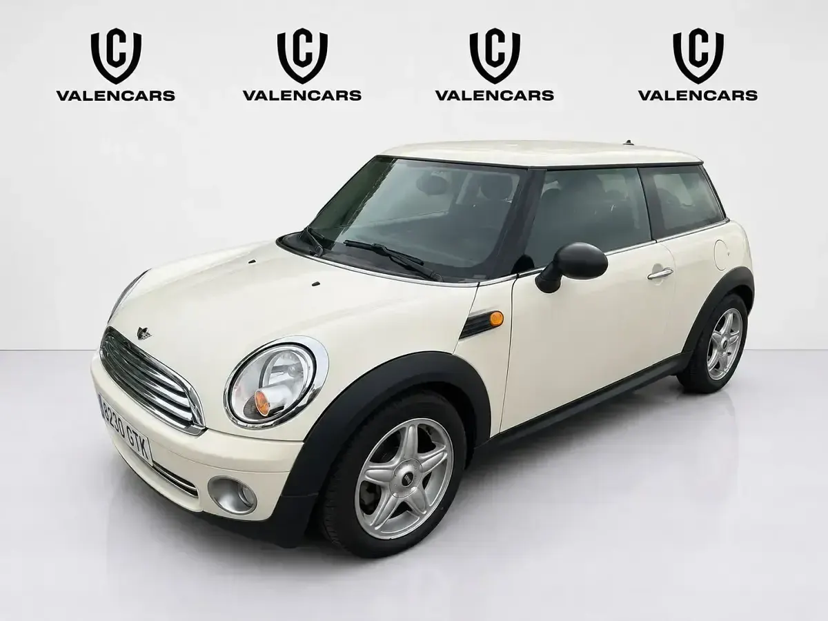 Usado Mini ONE 75 CV (55 kW) 2010 Beige Utilitario