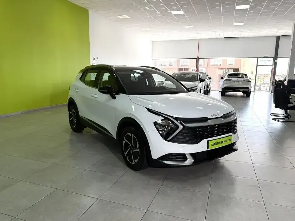 Usado Kia Sportage 230 CV (169 kW) 2023 Blanco SUV