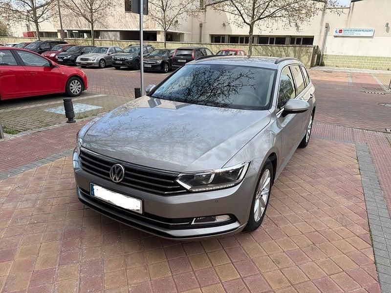 Usado VW Passat Advance 150 CV (110 kW) 2016 Gris / plata Familiar