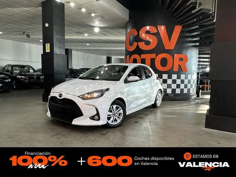 Blanco Usado 2024 Mazda 2 Center-Line Berlina | 16.650 € (Precio justo) - Imagen 1/4