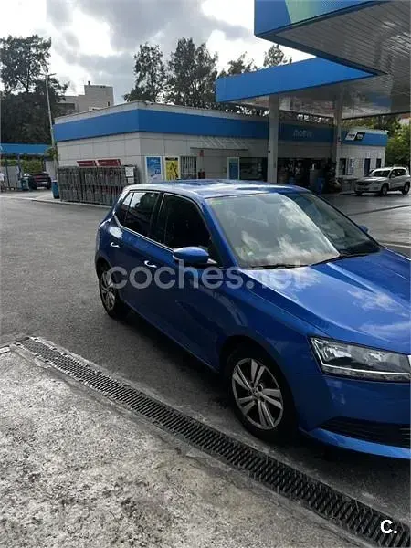 Usado Skoda Fabia Style 95 CV (69 kW) 2021 Azul Utilitario