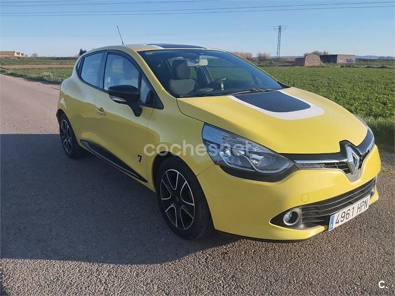 Usado Renault Clio IV Expression 90 CV (66 kW) 2013 Amarillo Berlina