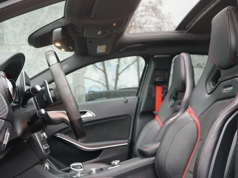 Usado Mercedes A45 AMG 381 CV (280 kW) 2016 Negro Berlina