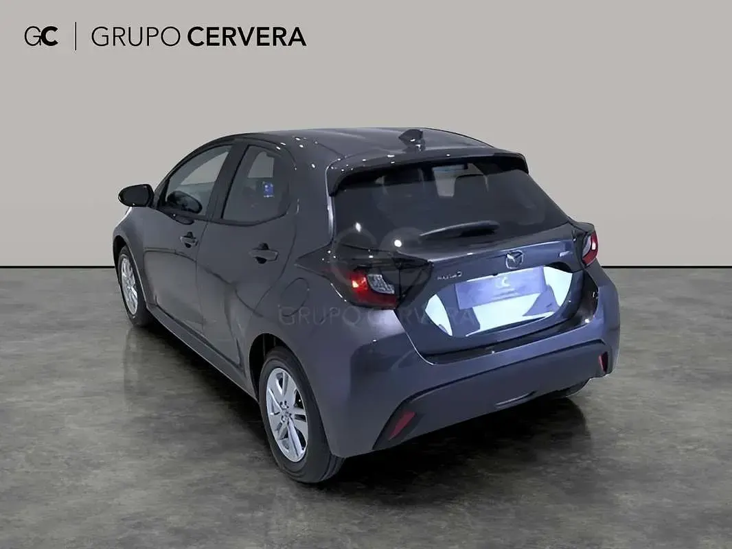 Nuevo Mazda 2 Center-Line 116 CV (85 kW) 2025 Gris Utilitario
