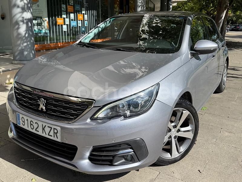 Gris / plata Usado 2019 Peugeot 308 Style Berlina | 8900 € (Buen precio) - Imagen 1/4