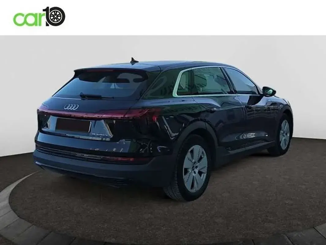 Usado Audi e-tron Advanced 300 kW (408 CV) 2021 Negro SUV