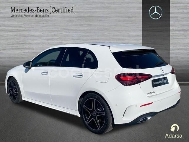 Usado Mercedes A200 AMG line 150 CV (110 kW) 2024 Blanco polar Berlina