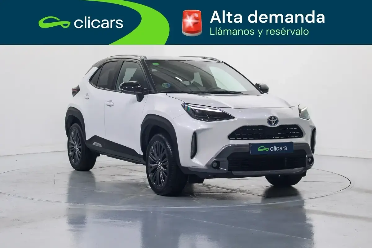 Usado Toyota Yaris Cross 116 CV (85 kW) 2022 Blanco SUV