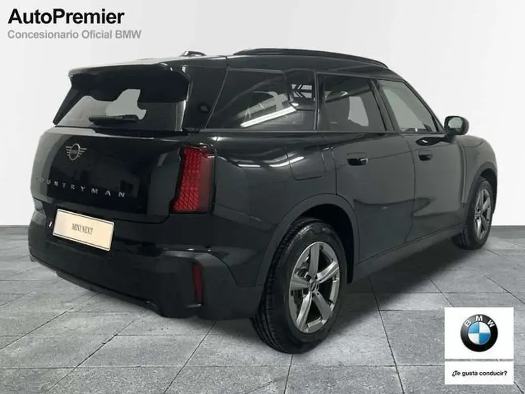 Usado Mini One D Countryman Essential 163 CV (119 kW) 2024 Negro SUV