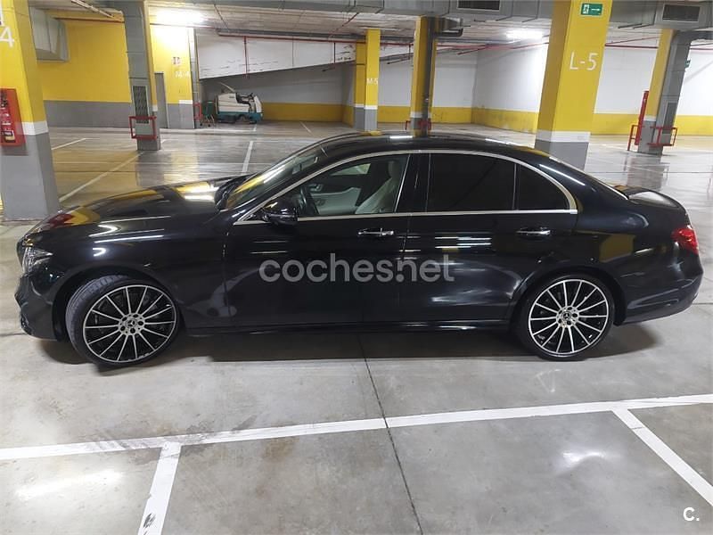 Usado Mercedes E220 194 CV (142 kW) 2020 Negro Berlina