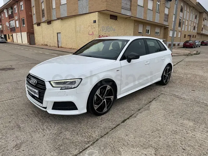 Usado Audi A3 S-Line 150 CV (110 kW) 2020 Blanco Berlina