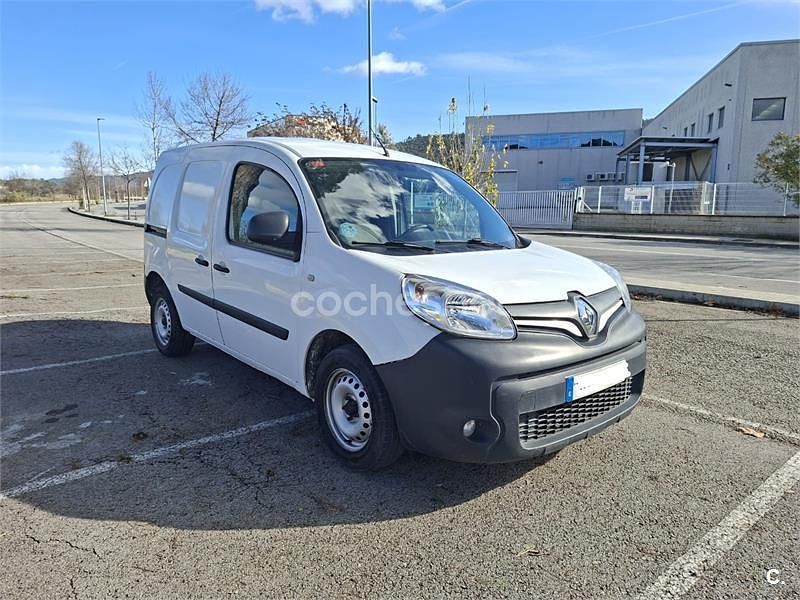Usado Renault Kangoo 105 CV (77 kW) 2010 Blanco Monovolumen