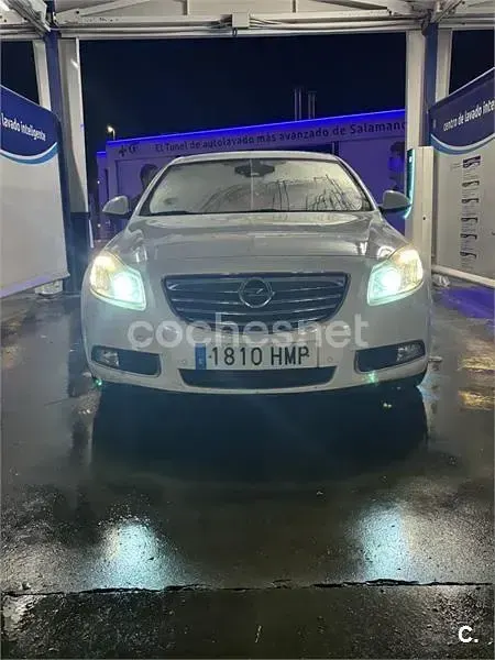 Usado Opel Insignia Excellence 130 CV (95 kW) 2012 Blanco Berlina