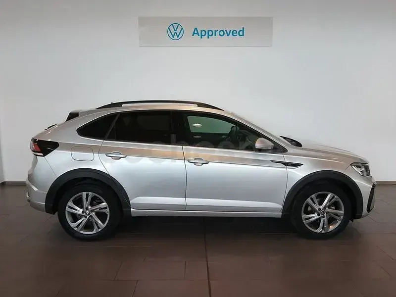 Usado VW Taigo R-line 110 CV (80 kW) 2022 Gris / plata SUV