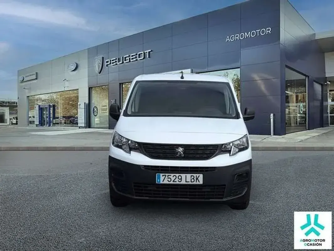 Usado Peugeot Partner S 75 CV (55 kW) 2021 Blanco Monovolumen