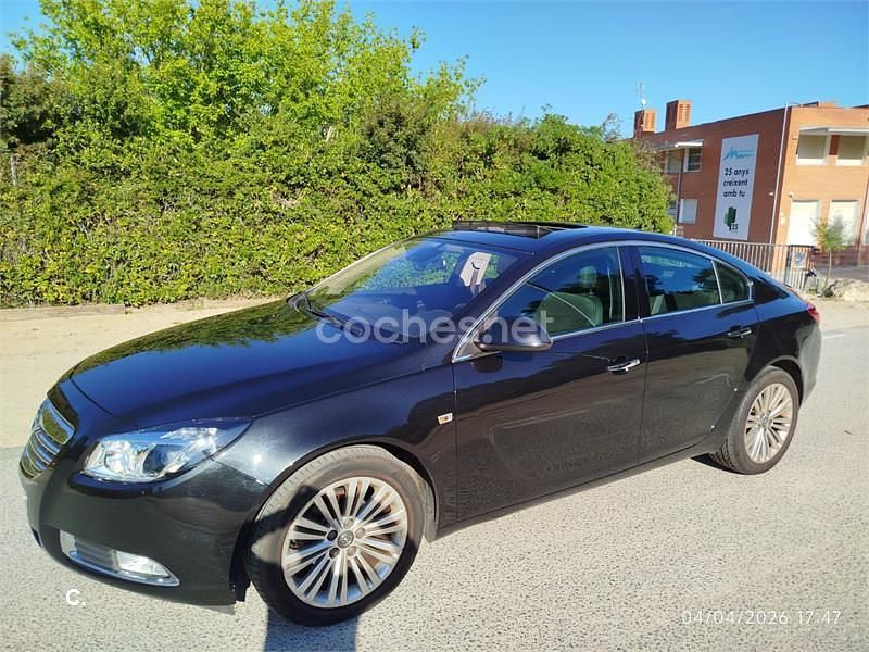 Usado Opel Insignia Excellence 130 CV (95 kW) 2013 Negro Berlina