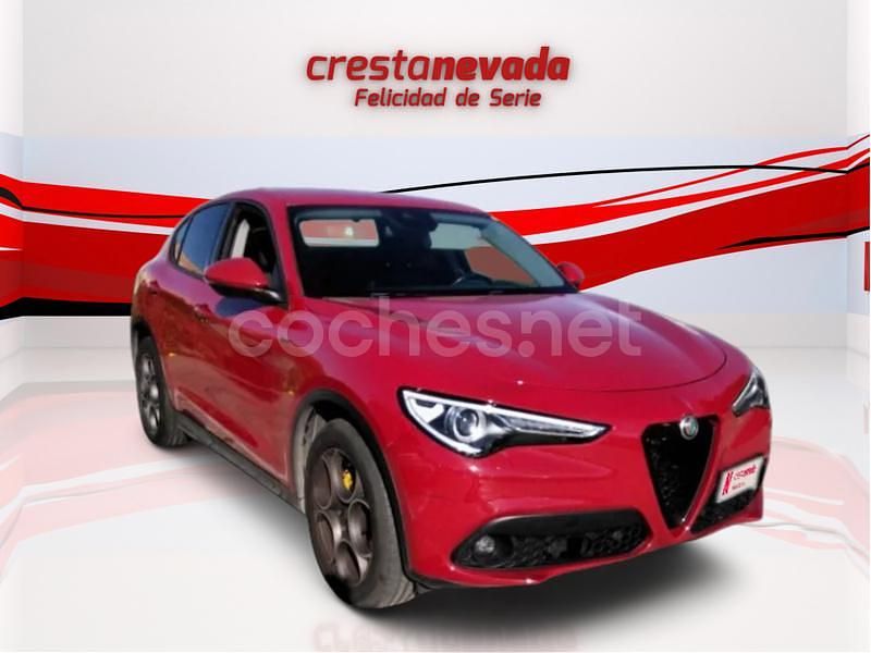 Usado Alfa Romeo Stelvio Sprint 190 CV (139 kW) 2021 Rojo SUV