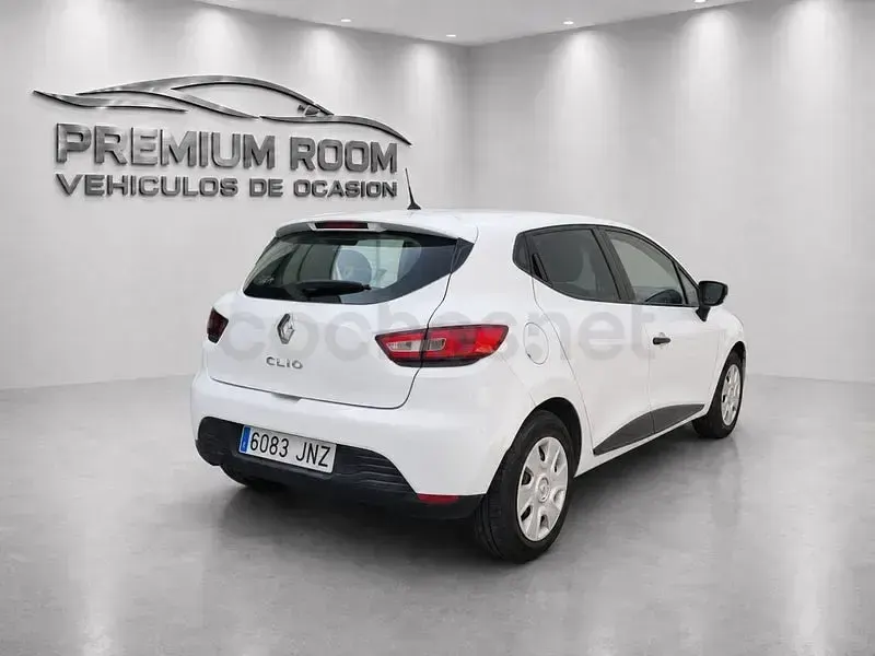 Usado Renault Clio IV Authentique 75 CV (55 kW) 2016 Blanco Berlina