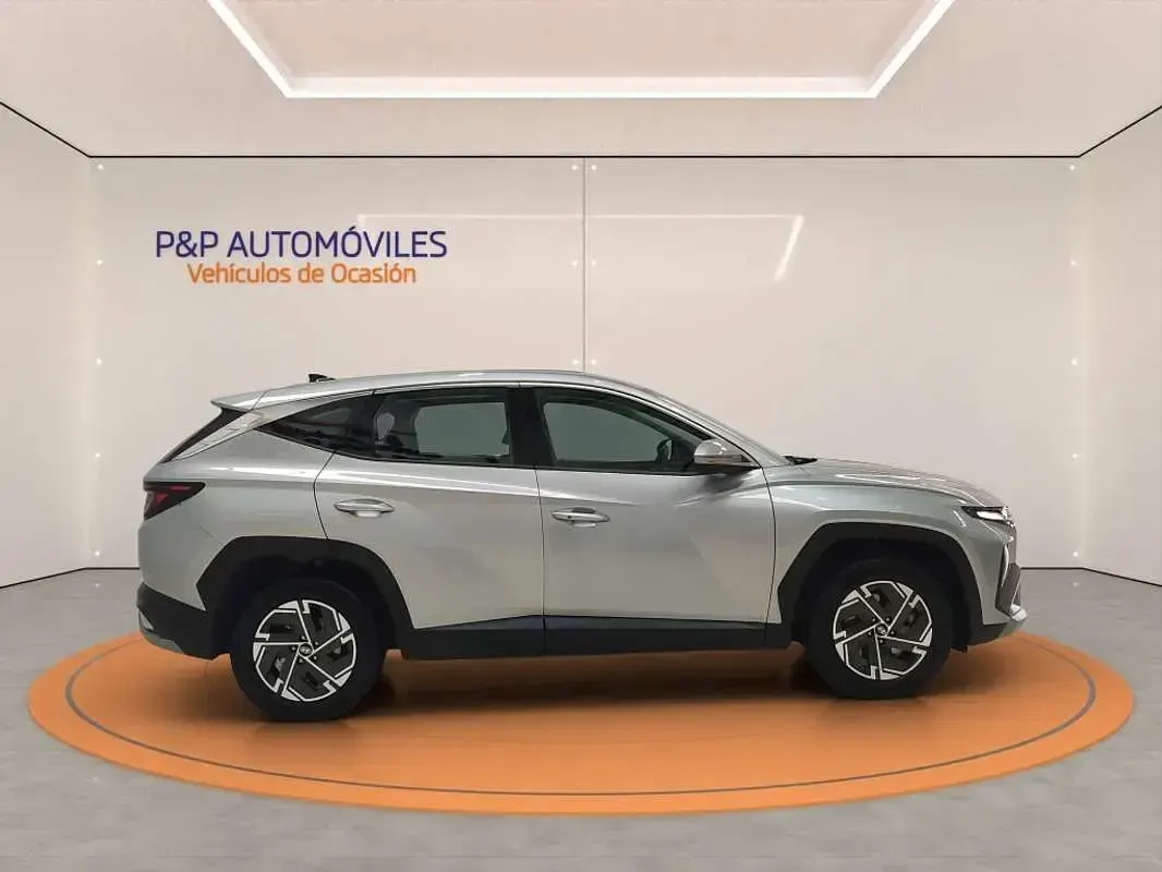 Usado Hyundai Tucson 160 HP (117 kW) 2025 Cinzento SUV