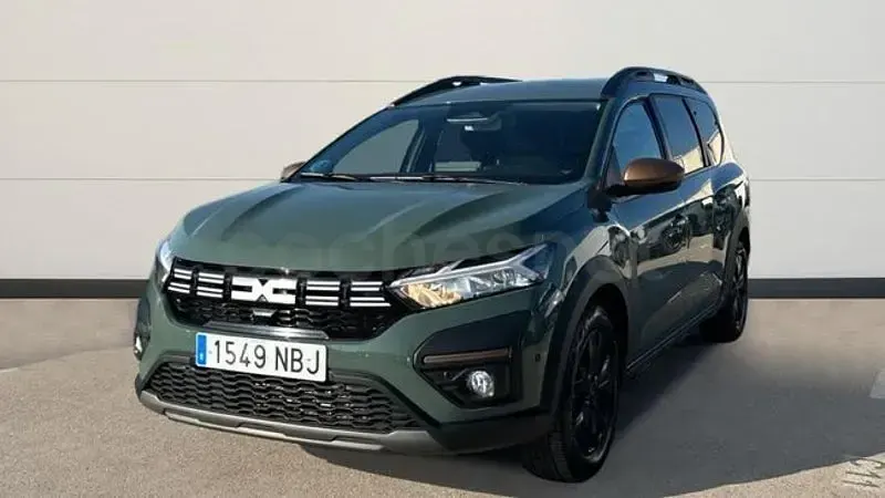 Usado Dacia Jogger Extreme 140 CV (102 kW) 2025 Verde Monovolumen