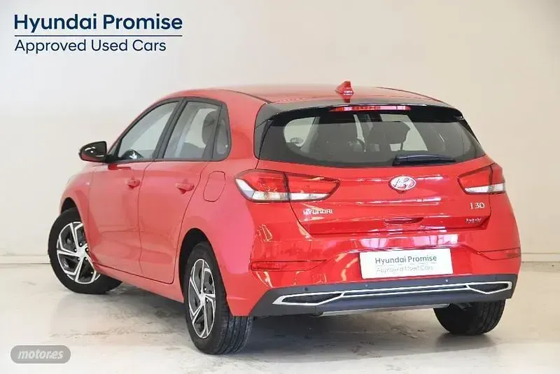 Usado Hyundai i30 120 CV (88 kW) 2022 Berlina