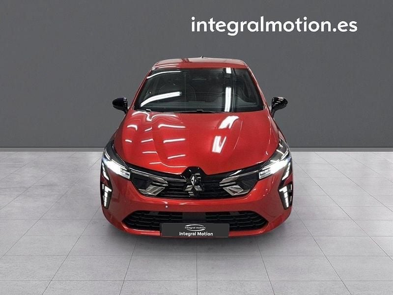 Usado Mitsubishi Colt 91 CV (66 kW) 2025 Rojo Berlina