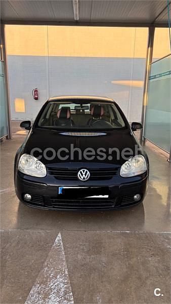 Negro Usado 2004 VW Golf IV Highline Berlina | 3100 € (Buen precio) - Imagen 1/1