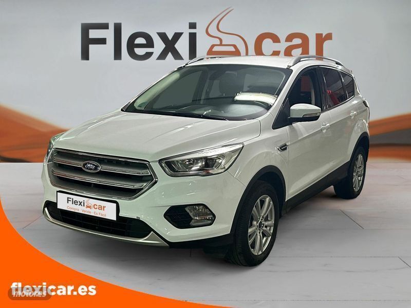 Usado Ford Kuga Trend 120 CV (88 kW) 2017 Blanco SUV