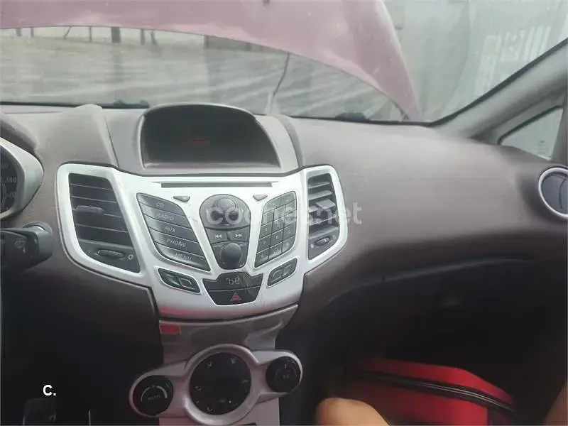 Usado Ford Fiesta Sport 95 CV (69 kW) 2011 Rojo Berlina
