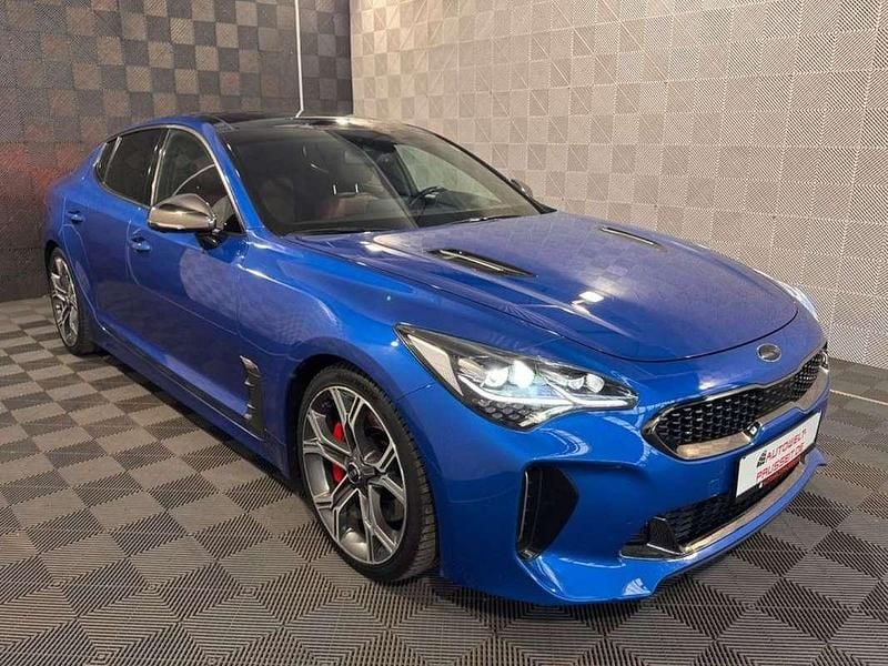 Usado Kia Stinger 370 CV (272 kW) 2018 Rojo Utilitario