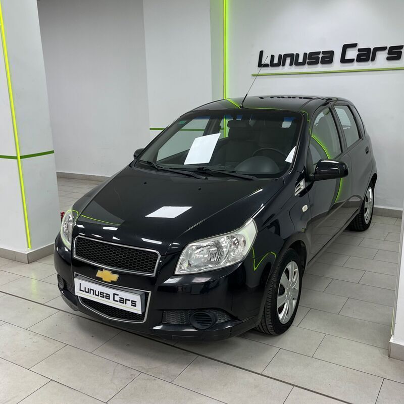 Negro Usado 2010 Chevrolet Aveo LS Utilitario | 6490 € (Precio justo) - Imagen 1/4