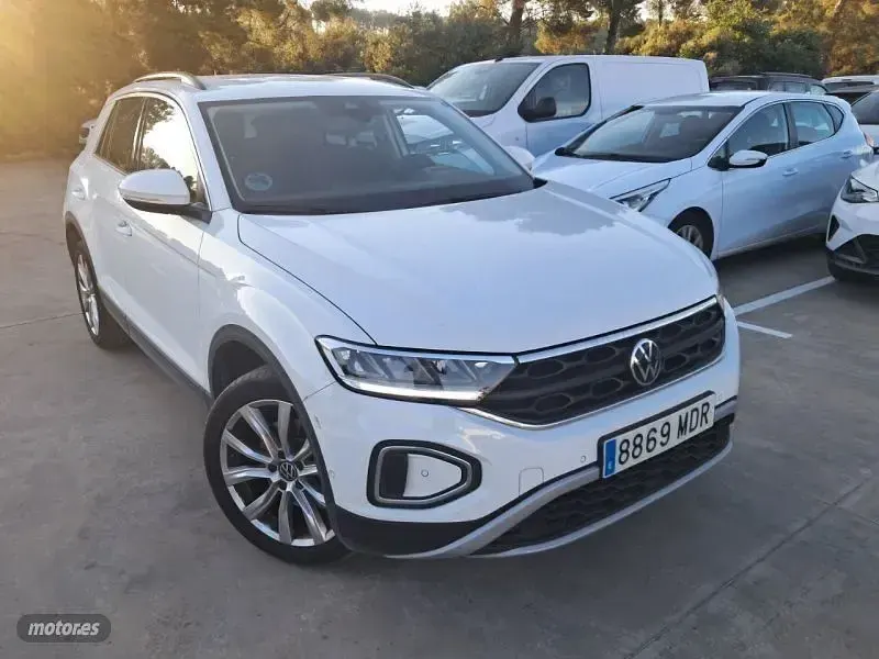 Usado VW T-Roc Life 150 CV (110 kW) 2023 Blanco SUV