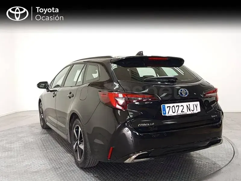 Usado Toyota Corolla Active 140 CV (102 kW) 2026 Negro Familiar