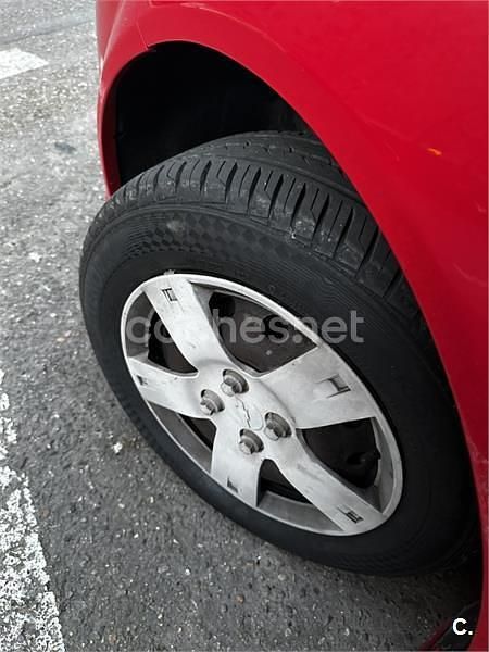 Usado Chevrolet Kalos SE 94 CV (69 kW) 2006 Rojo Berlina