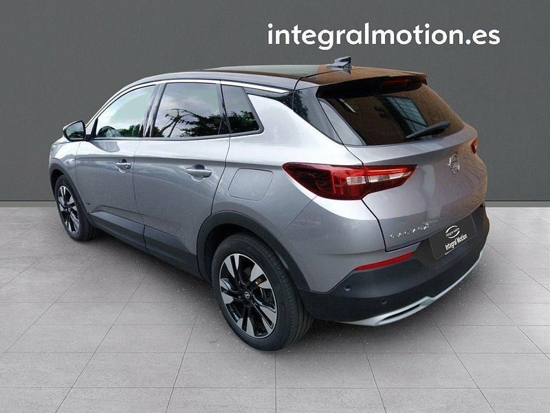 Usado Opel Grandland X Ultimate 225 CV (165 kW) 2021 Gris SUV