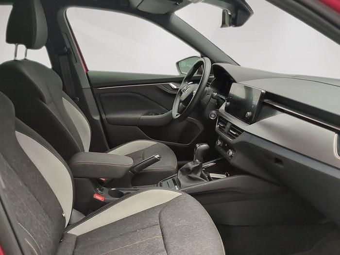 Usado Skoda Kamiq Selection 115 CV (84 kW) 2024 Rojo SUV