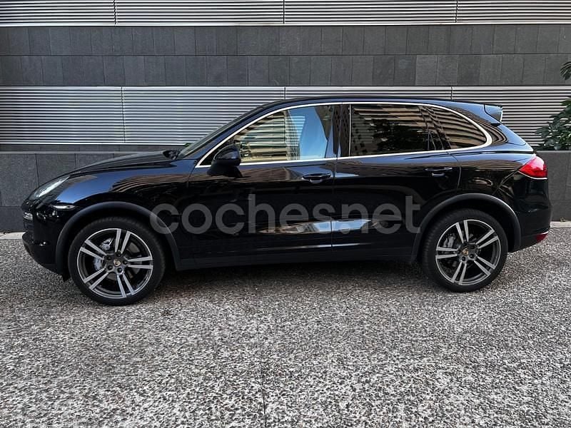 Usado Porsche Cayenne 400 CV (294 kW) 2011 Negro SUV