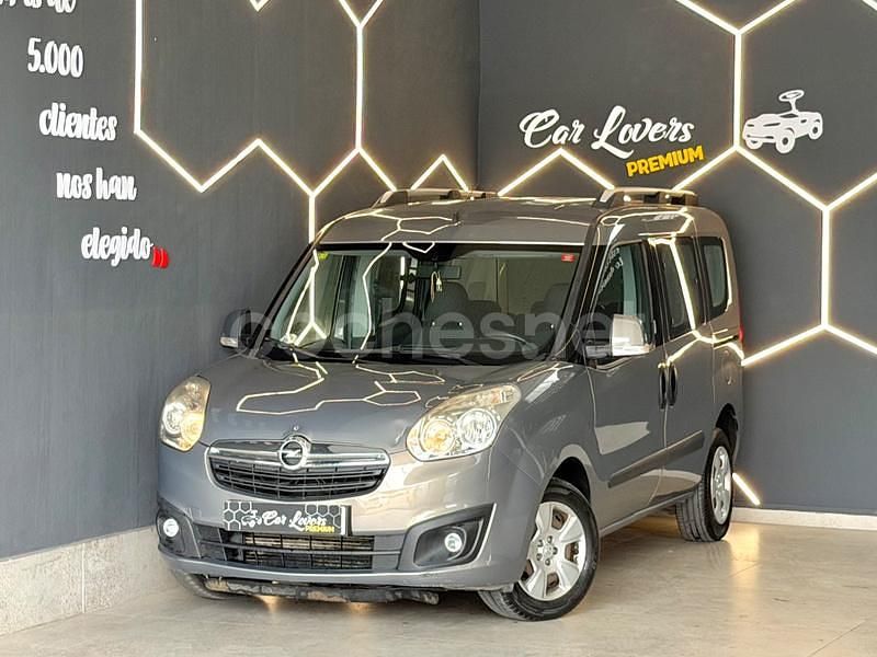 Beige Usado 2012 Fiat Doblò Dynamic Monovolumen | 6500 € (Caro) - Imagen 1/4