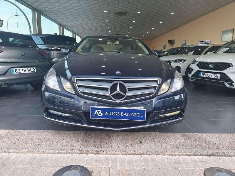 Azul Usado 2011 Mercedes E250 Elegance Coupe | 12.900 € (Precio justo) - Imagen 1/4