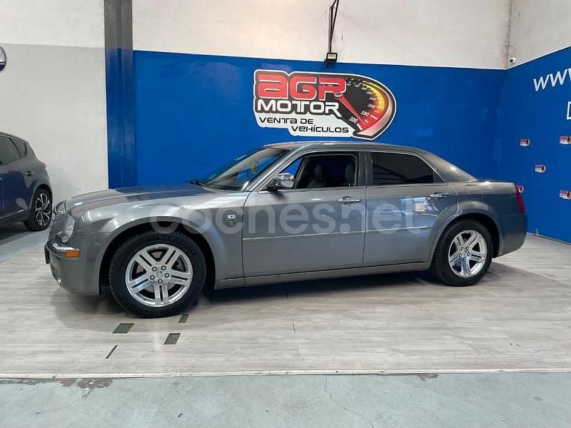 Gris / plata Usado 2007 Chrysler 300C Berlina | 9500 € (Precio justo) - Imagen 1/4