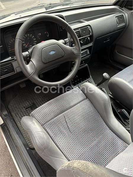 Usado Ford Escort Cabriolet 105 CV (77 kW) 1991 Blanco Descapotable