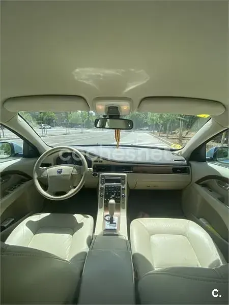 Usado Volvo V70 Summum 185 CV (136 kW) 2009 Gris / plata Familiar