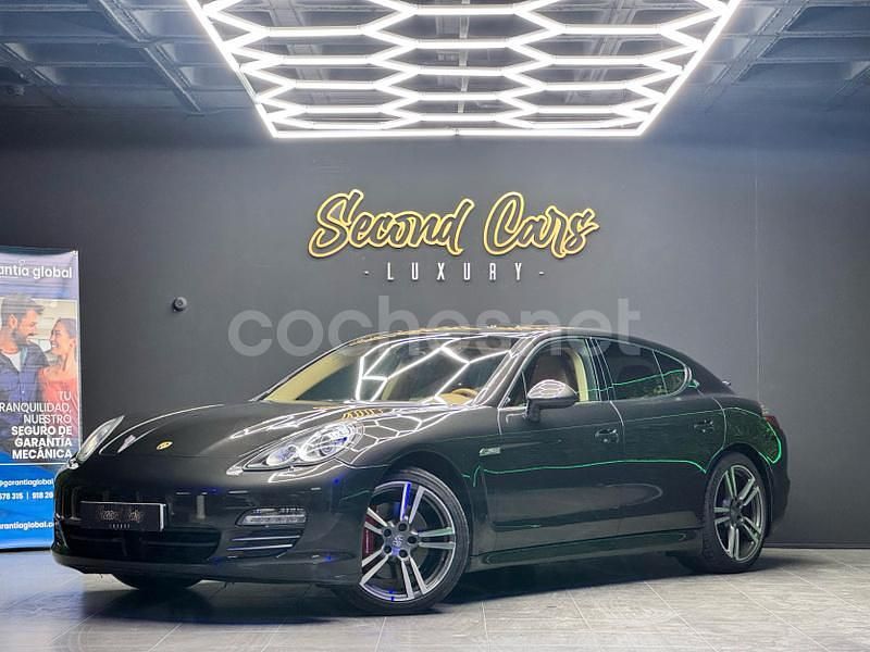 Gris / plata Usado 2011 Porsche Panamera Berlina | 28.990 € (Un poco caro) - Imagen 1/4